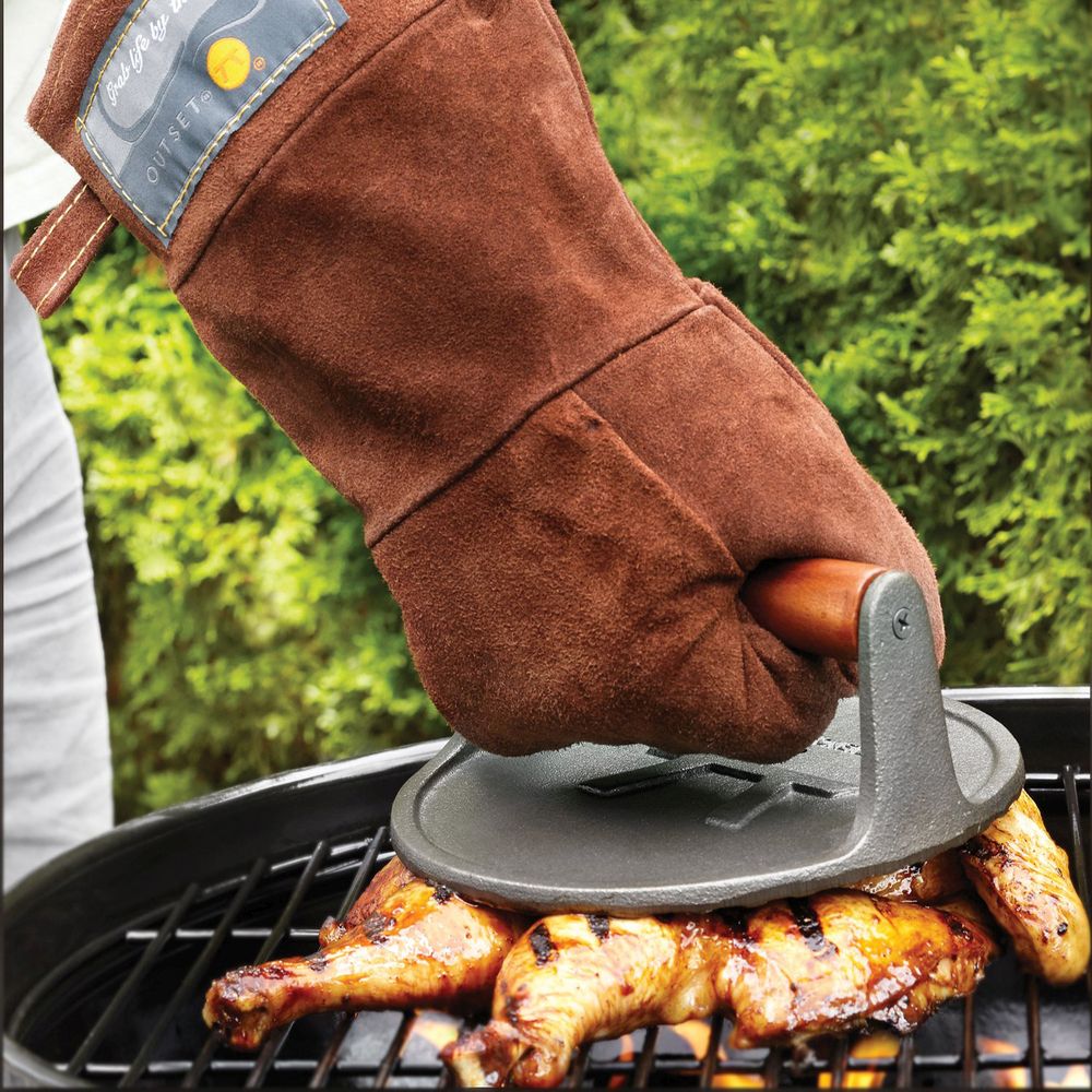 Guante De Cuero De Gamuza Para Parrilla Color Marrón - OUTSET - Gallery 2