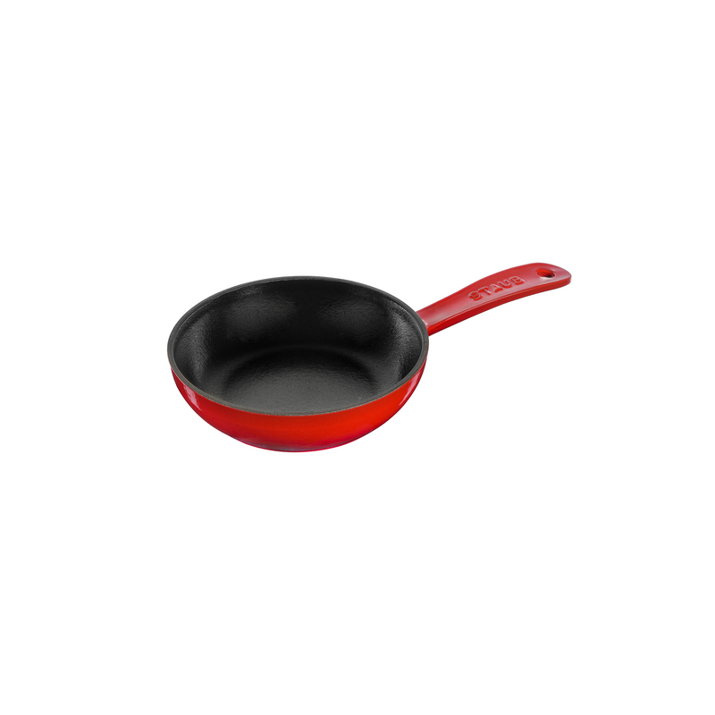 Sartén de Hierro Fundido 16cm Color Cereza - STAUB - Image 1
