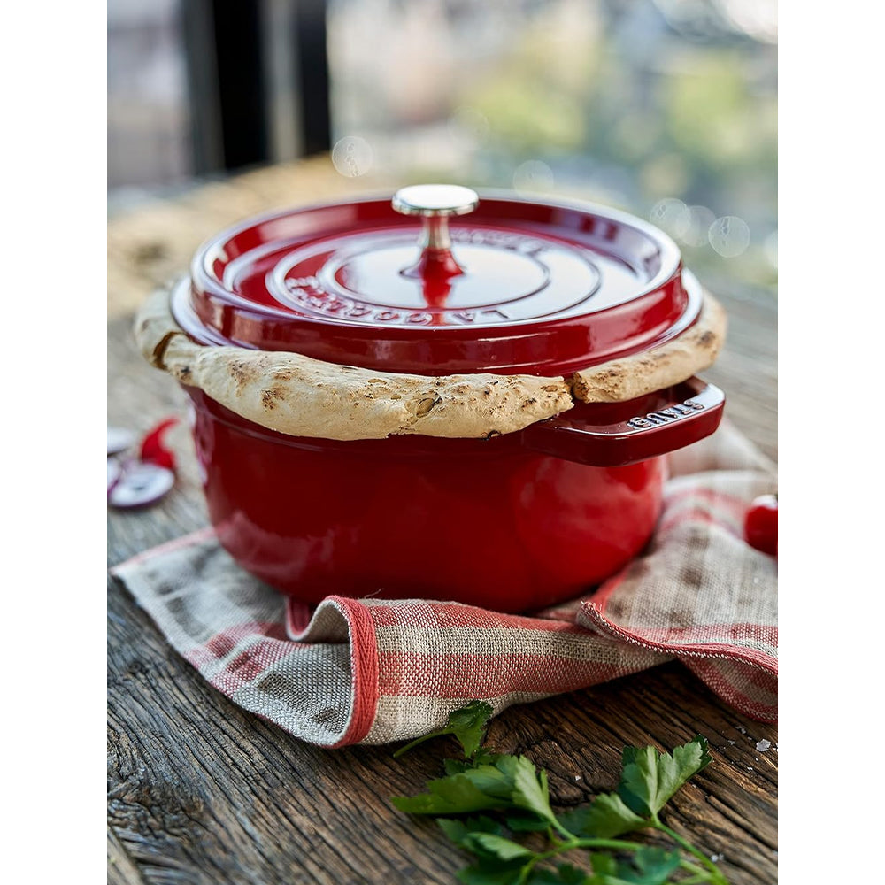 Cocotte Redonda 3.7 Lts de Hierro Fundido 24 cm Color Cereza - STAUB - Gallery 2