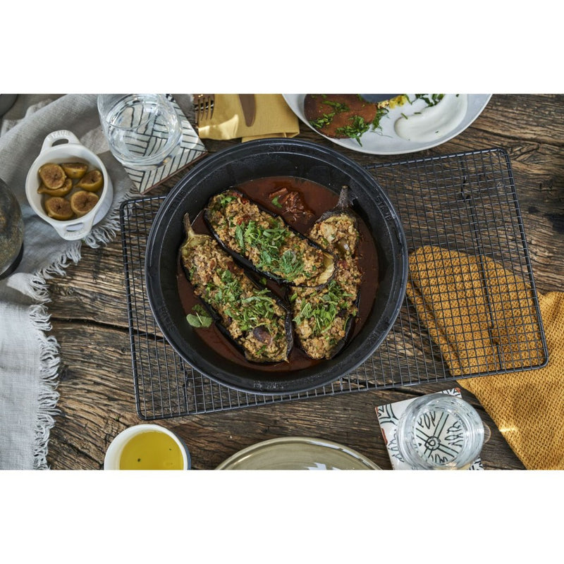 Tajine de Cerámica con Base de Hierro Fundido Ø28 cm Color Cereza - STAUB - Image 3