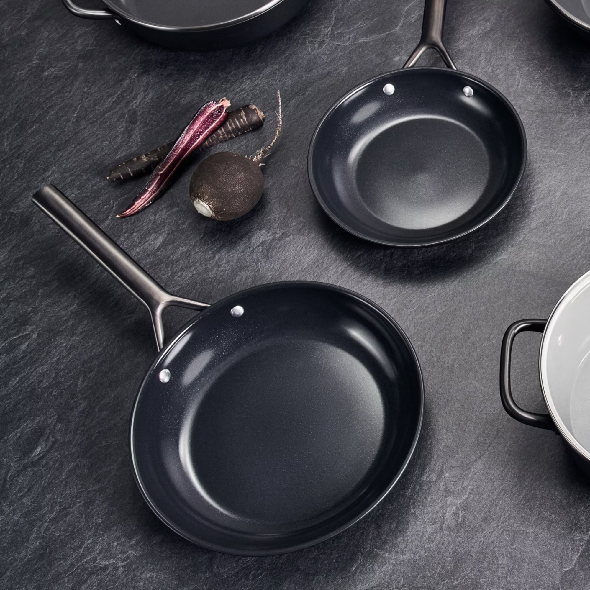 Set de 2 Sarten Antiadherente Cerámico Ceraforce Titanium Aluminio 24 y 28cm Color Negro Modelo Milano - ZWILLING - Gallery 2