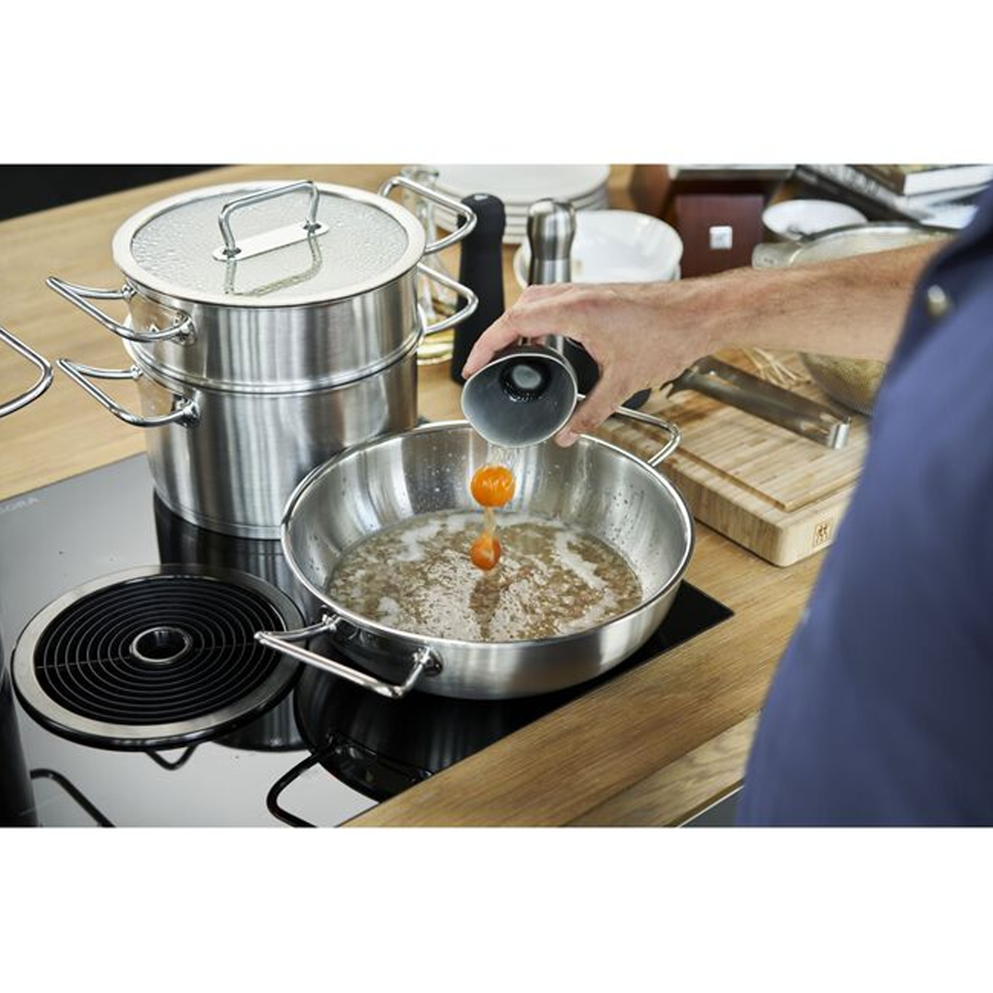 Wok de Acero Inoxidable 30cm Modelo Zwilling Pro - ZWILLING - Gallery 6