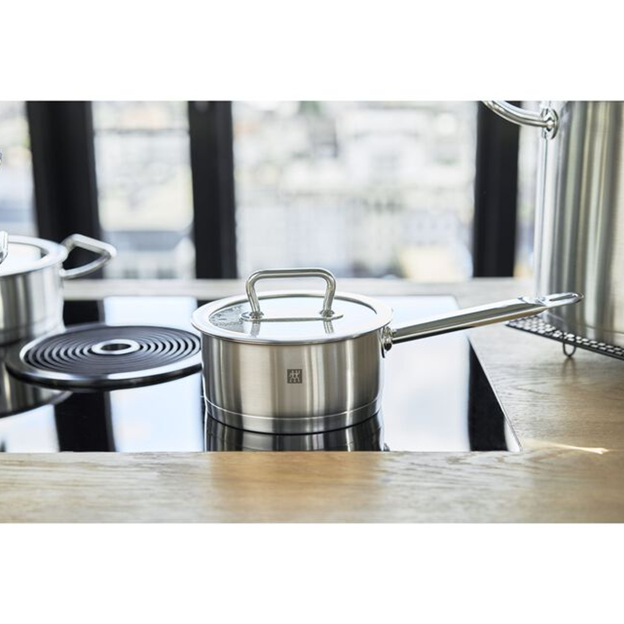 Cacerola 3.1 Lts de Acero Inoxidable Ø20 cm Modelo Zwilling Pro – ZWILLING - Gallery 6
